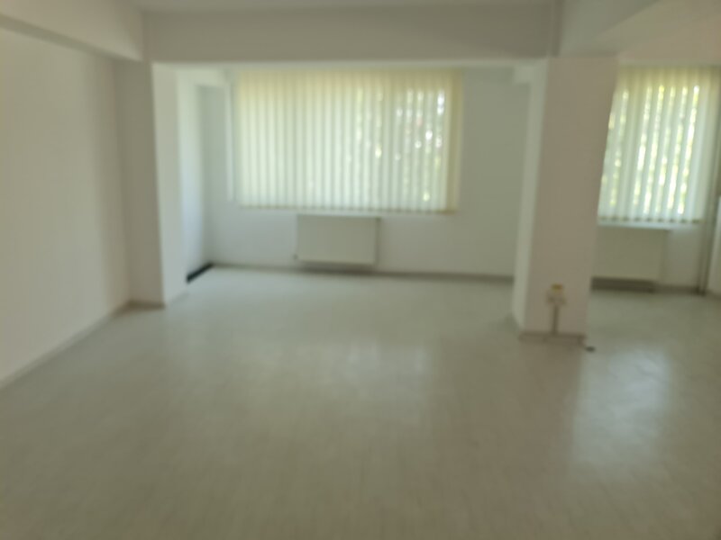 Casa Poporului, oferta bloc inchiriere 19 cam.