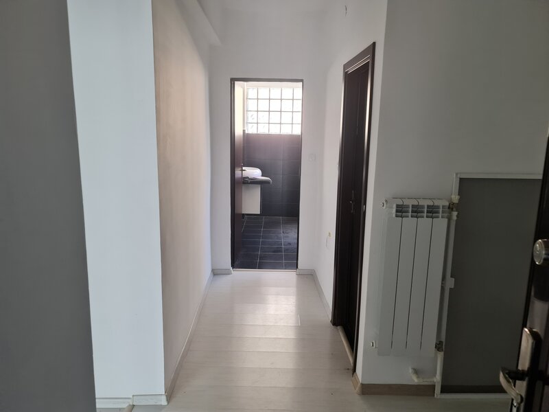 Casa Poporului, oferta bloc inchiriere 19 cam.